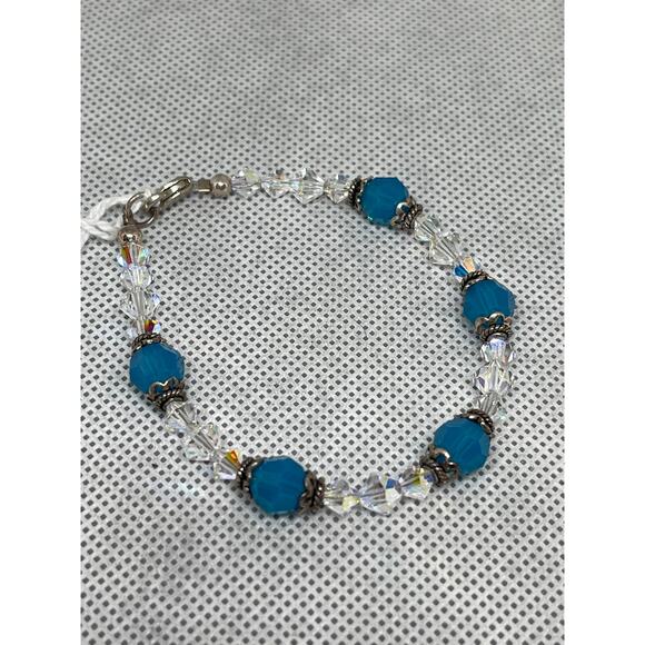 Carribean Blue Rounds - Handcrafted Austrian Crystal Beads Bracelet Jewelry - Picture 2 of 4